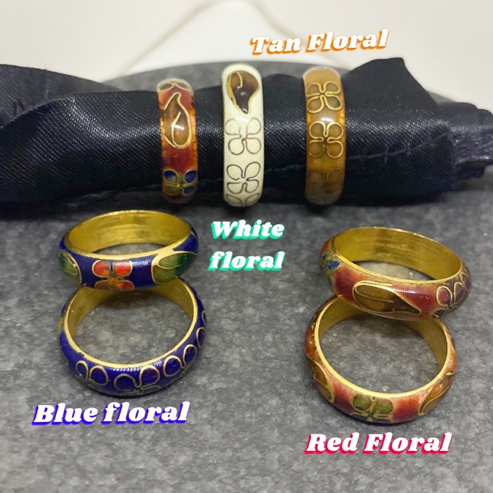 Vintage Hand Painted Floral Rings -Read Post-